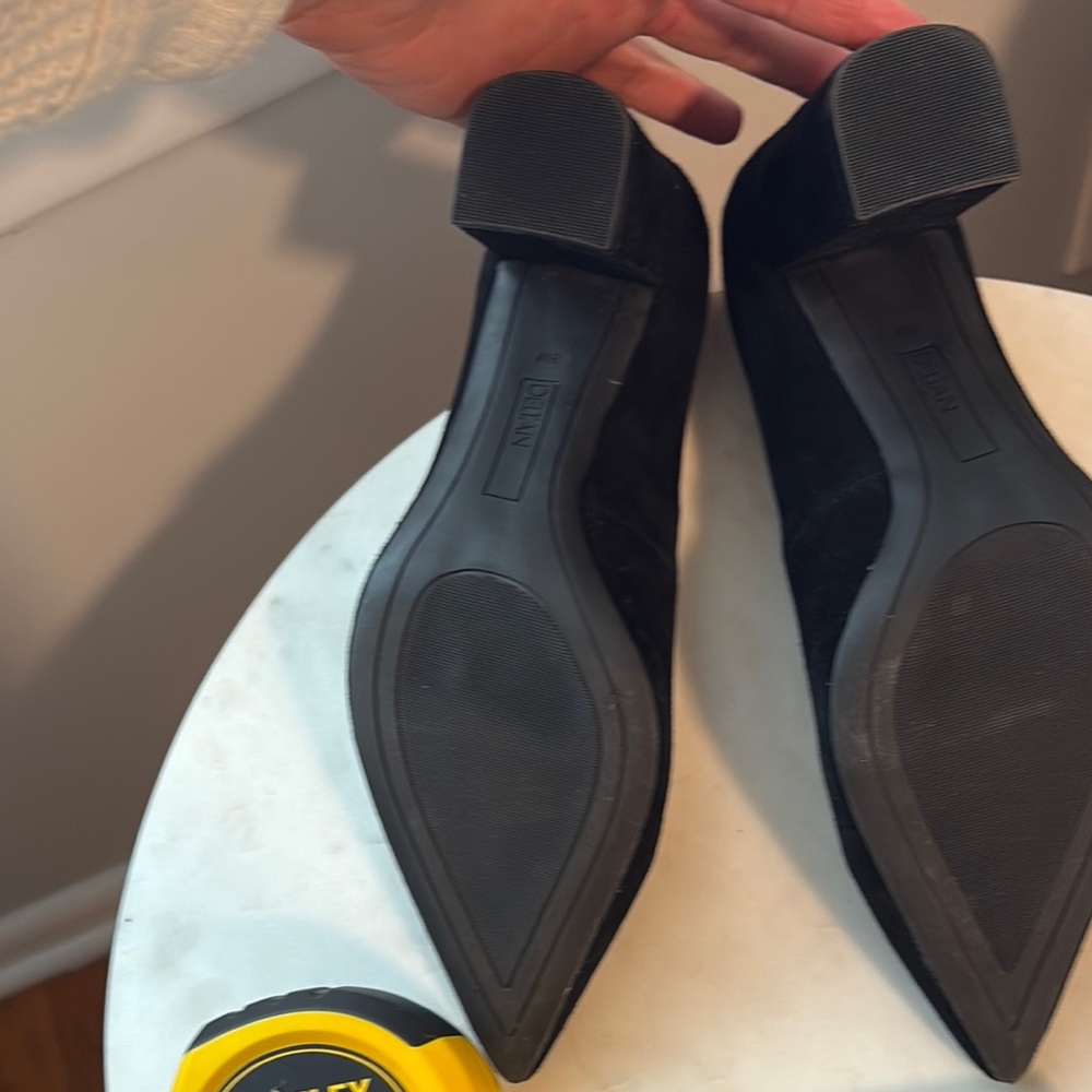 Elegant Black Heels by Deltan - Picture 8 of 9